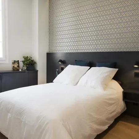 New Modern 1-bedroom カンヌ